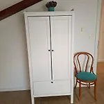 شقة Nina